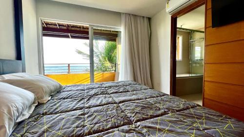 Rio Vermelho Apartment | Ocean View Paradise in Rio Vermelho - 4-Star Comfort