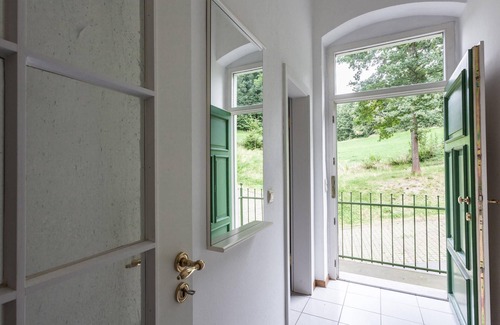 Duerrroehrsdorf-Dittersbach Apartment | Cozy Apartment 1 at Gaestehaus Villa Rose with Breakfast