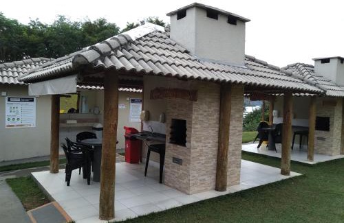 Caldas Novas Apartment | Relaxing B101 AP do Lago: Kitchen, Hot Tub & Perfect Reviews