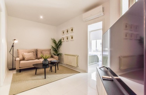 Las Acacias Apartment | Discover AP Embajadores XI: Family and Pet-Friendly Retreat