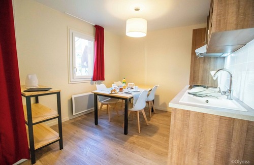 Saint-Colomban-des-Villards Condo | Sunny Apartment with Shuttle to Ski Lifts and Spa Access