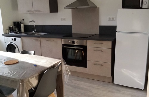 Sainte-Genevieve-sur-Argence Apartment | Family-Friendly Appart' Argences en Aubrac Getaway