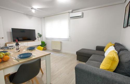 Cuenca Apartment | Unforgettable Stays at AP Home Carretería - Rated 9.4/10