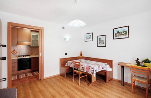 Arabba Apartment | Mountain View Apartment 'Cesa Portados Stefano 2' with Garden