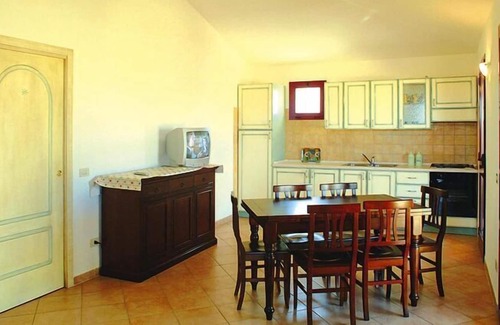 Monte Petrosu Apartment | Cozy Apartment in Monte Petrosu with Oceanfront Terrace