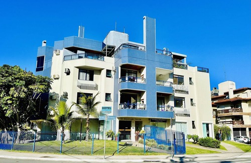 Jurere Apartment | Family-Friendly AP Jurere: Steps from the Beach