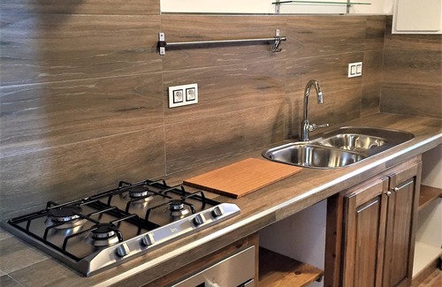 L'Escala Apartment | Oceanfront Retreat: Ap. LOFT DEL SOL with Spa & Breakfast