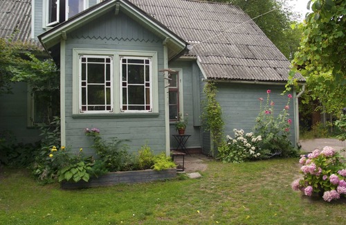 Jurmala Apartment | Relax at Ap.nearsea: Oceanfront Stay with Pool & Breakfast