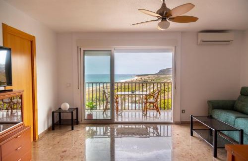 Els Arenals del Sol Apartment | Indulge in AP Over the Sea with Oceanfront Pool Bliss