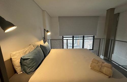 Republica Apartment | Duplex Arouche: Family-Friendly Stay with Pool & Breakfast