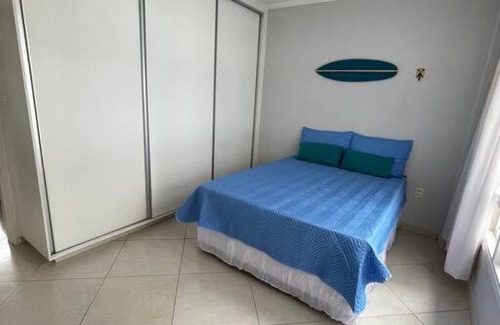 Gonzaga Apartment | Pet-Friendly Getaway at Ap Santos Gonzaga Frente Mar