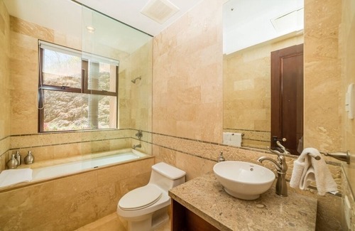 El Ocotal Condo | Unforgettable Views with Large Balcony at Ocotal Beach