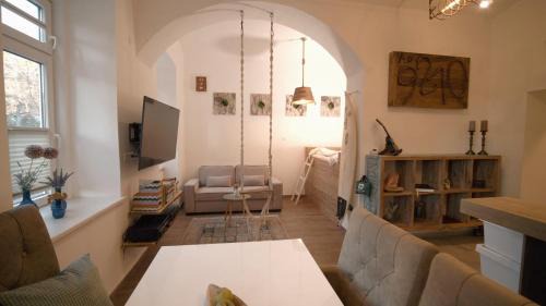 Poertschach am Woerthersee Apartment | Pet-Friendly Retreat with Hot Tub & 9.7/10 Guest Rating