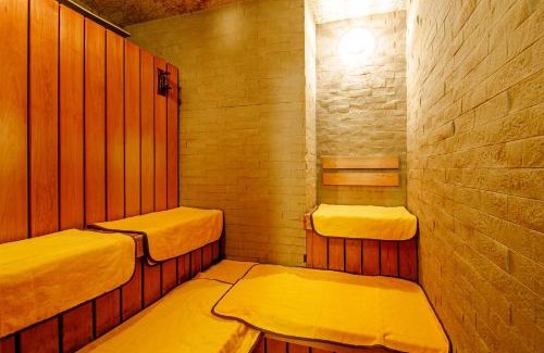 Nagoya City Centre Hotel | Discover APA Hotel Nagoyamarunouchi with Hot Tub Access