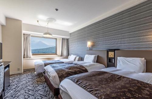 Ikenotaira Onsen Resort | Family-Friendly APA Hotel & Resort Joetsu Myoko with Pool