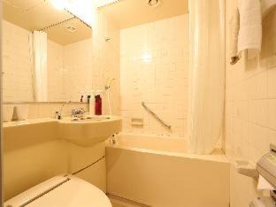 Konan Cho Yusa Hotel | Relax at APA Hotel Takamatsu Airport with Hot Tub & Breakfast