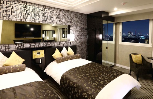 Minamiotsuka Hotel | Eco-Friendly Comfort at APA Hotel Yamanote Otsuka Eki Tower