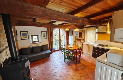 Madonna Dei Fornelli Apartment | Historic Stone House Apartment for 6 with Breakfast Included