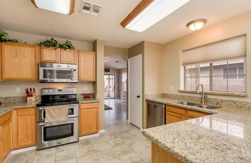 Apache Junction House | Apache Junction House: Pet-Friendly Oasis with Heated Pool