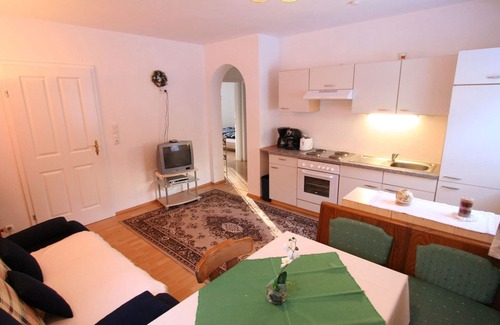 Scheffau am Wilden Kaiser Apartment | Cozy Apartment in Scheffaui with Terrace & Family Amenities
