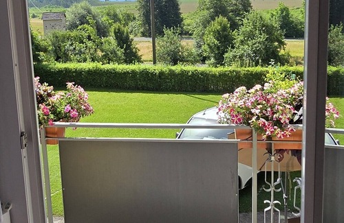 Sankt Kanzian am Klopeiner See Apartment | Perfect Retreat: Apartment Skant Turnersee with Pool & Breakfast