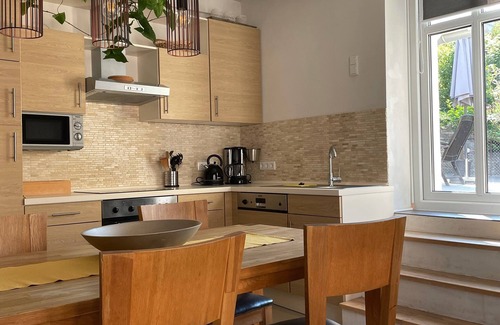 Neustadt an der Weinstrasse Apartment | Top-Rated Apartment "Stadtoase" in Neustadt an der Weinstrasse