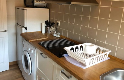 San Martin de Valdetuejar Apartment | Family-Friendly Stay at Apartamento Casa Lara with Pool