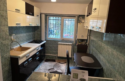 Navodari Apartment | Family-Friendly Retreat at Aparatament Carolina Awaits
