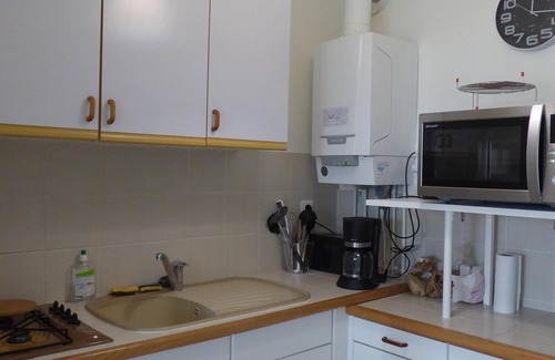 Larmor-Plage Apartment | Quiet Apartment Steps from Beaches with Ocean View