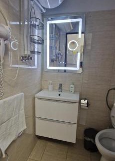 Saturn Apartment | Oceanfront 2-Bedroom Retreat in Statiunea Saturn