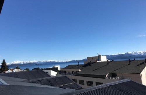 San Carlos de Bariloche Apartment | Convenient Stay at Apart 460 with Wheelchair Access