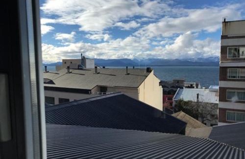 San Carlos de Bariloche Apartment | Convenient Stay at Apart 460 with Wheelchair Access