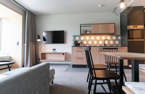 Schladming Apartment | Comfortable Stay at Apart 66 with Breakfast & Smart Kitchen