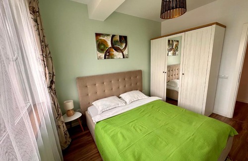 Baia Mare Apartment | Family-Friendly Stay at Apart 72 Rated 9.8/10