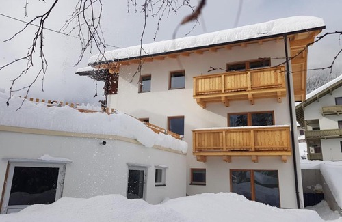 Großdorf Apartment | Exceptional Stay at Apart ALP: 4-Star, Pet-Friendly Retreat