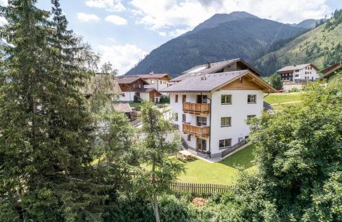 Großdorf Apartment | Exceptional Stay at Apart ALP: 4-Star, Pet-Friendly Retreat