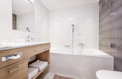 Sautens Apartment | Guest Rated 10/10: Apart am Sonnenhügel with Family Amenities