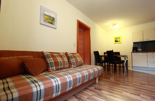 Sankt Leonhard im Pitztal Apartment | Inviting Oceanfront Stay at Apart Arve with Hot Tub