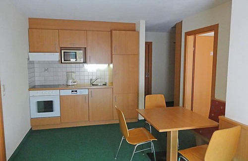 Trenkwald Apartment | Discover Apartment Köfels: Lake View with Spa & Breakfast