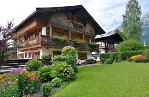 Scheffau am Wilden Kaiser Apartment | Family-Friendly Landhaus Brunneck - Spacious 3-Room Apartment