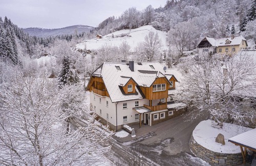 Sankt Georgen am Kreischberg Apartment | Apartment #3 with 2 bedrooms for up to 6 people