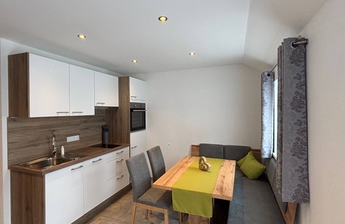 Nauders Apartment | Experience Apart Bergkristall with Ocean View & Child-Friendly Amenities