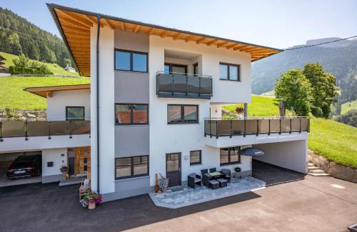 Gerlosbergeben Apartment | Family-Friendly Stay at Apart Bergluft - Rated 8/10!
