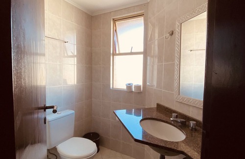 Centro Apartment | Relax at Apart Central: Pool, Netflix, and Breakfast Included