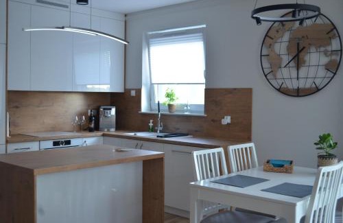 Swiebodzice Apartment | Ideal City Break Apartment with Hot Tub & Family-Friendly Amenities
