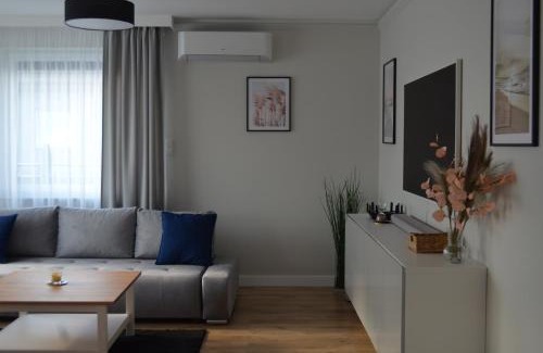 Swiebodzice Apartment | Ideal City Break Apartment with Hot Tub & Family-Friendly Amenities