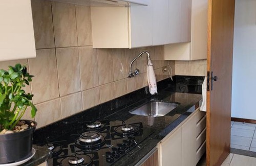 Santa Monica Apartment | Spacious 3-Bedroom Apartment in Santa Monica - Pet Friendly