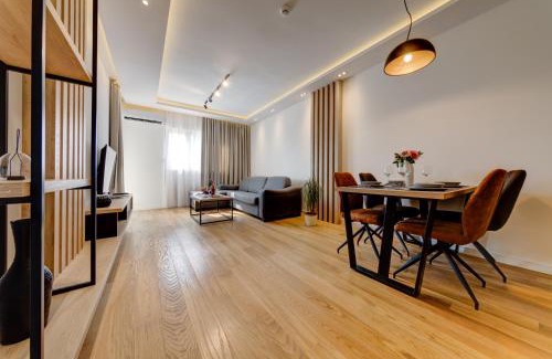 Podgorica Apartment | Discover Apart Compliment: 5-Star Stay with Family-Friendly Amenities