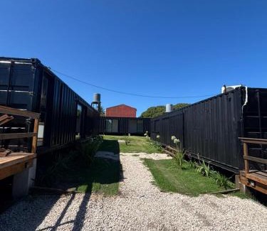 Los Acantilados Apartment | Unforgettable Oceanfront Stay at Apart Containers, Acantilados