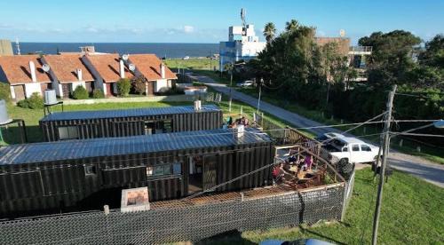 Los Acantilados Apartment | Unforgettable Oceanfront Stay at Apart Containers, Acantilados